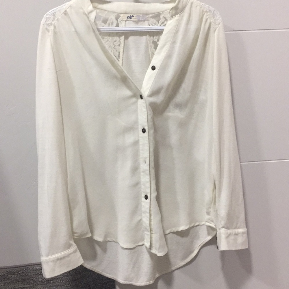 Women’s blouse